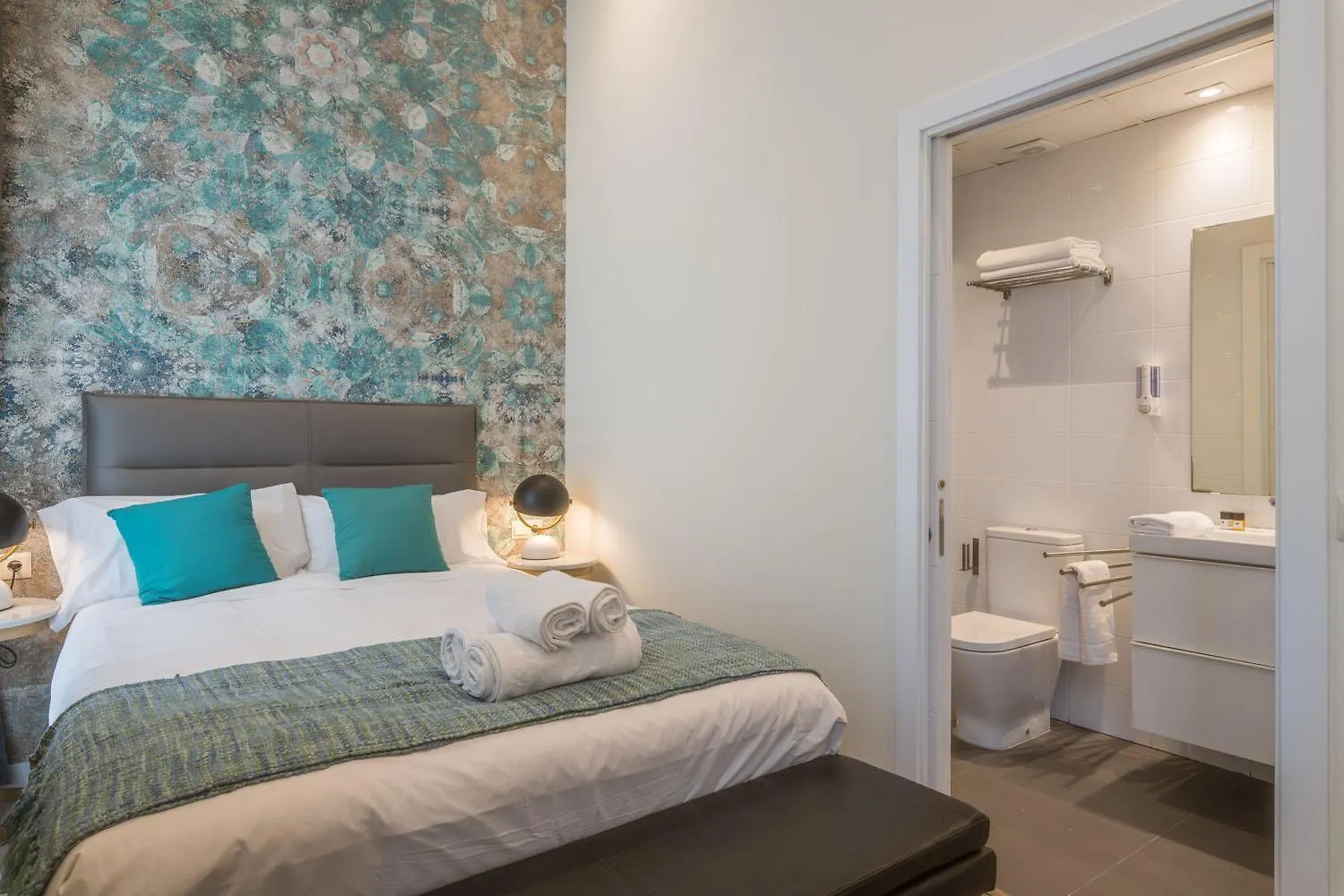 Home Art Apartments Málaga